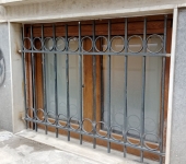 "WINDOORS4U" - монтаж оконных решеток