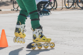Roller Skates для детей в афинском парке Центра культуры Фонда Ставроса Ниархоса