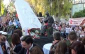 Κατάθεση στεφάνων στο Μνημείο του Σοβιετικού Στρατιώτη στην Αθήνα